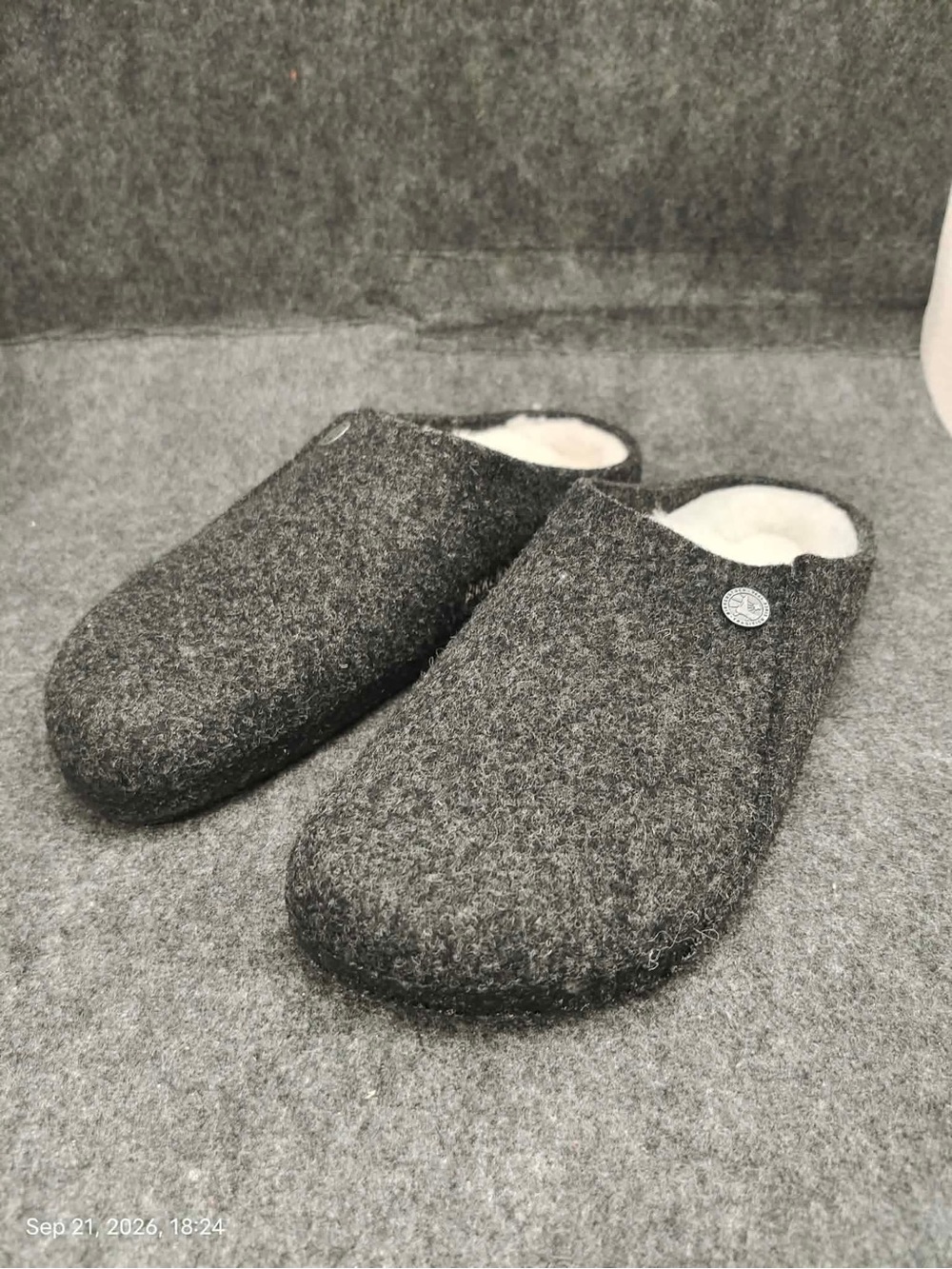 NWOB Birkenstock Zermatt Shearling Lined Slipper, Black, Women’s Size 38/ 7 Men’